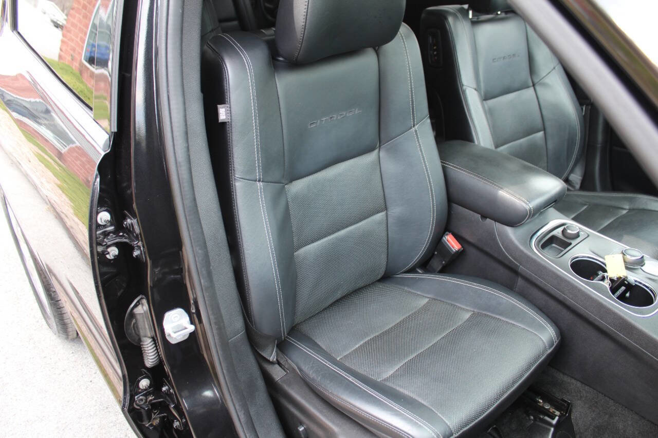 Used 2015 Dodge Durango Citadel w/ Technology Group AWD/4WD image 19