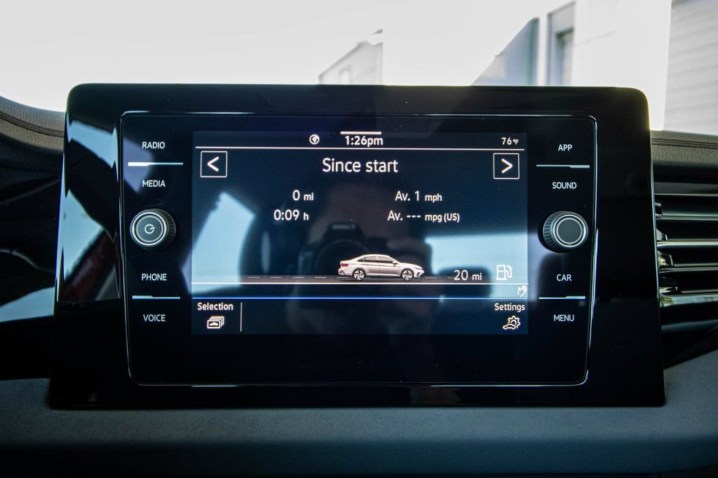 New 2026 Volkswagen Jetta SE FWD image 6