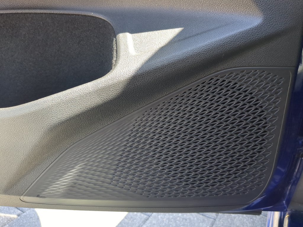 Certified 2024 Volkswagen Golf R AWD/4WD image 18