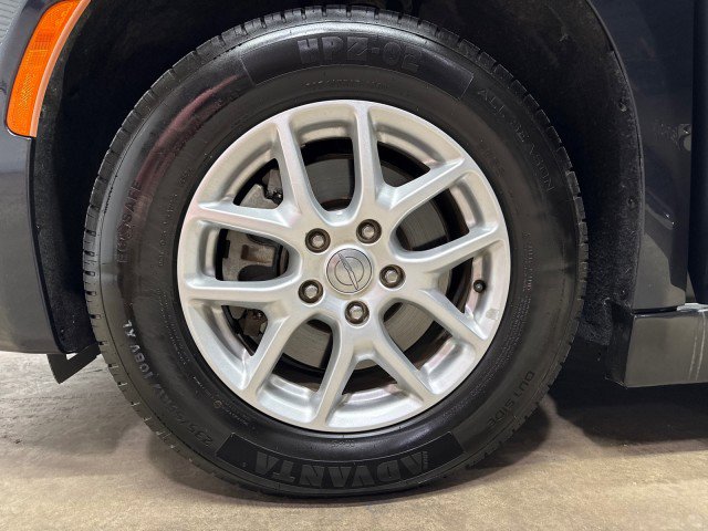 Used 2020 Chrysler Pacifica Touring-L image 45