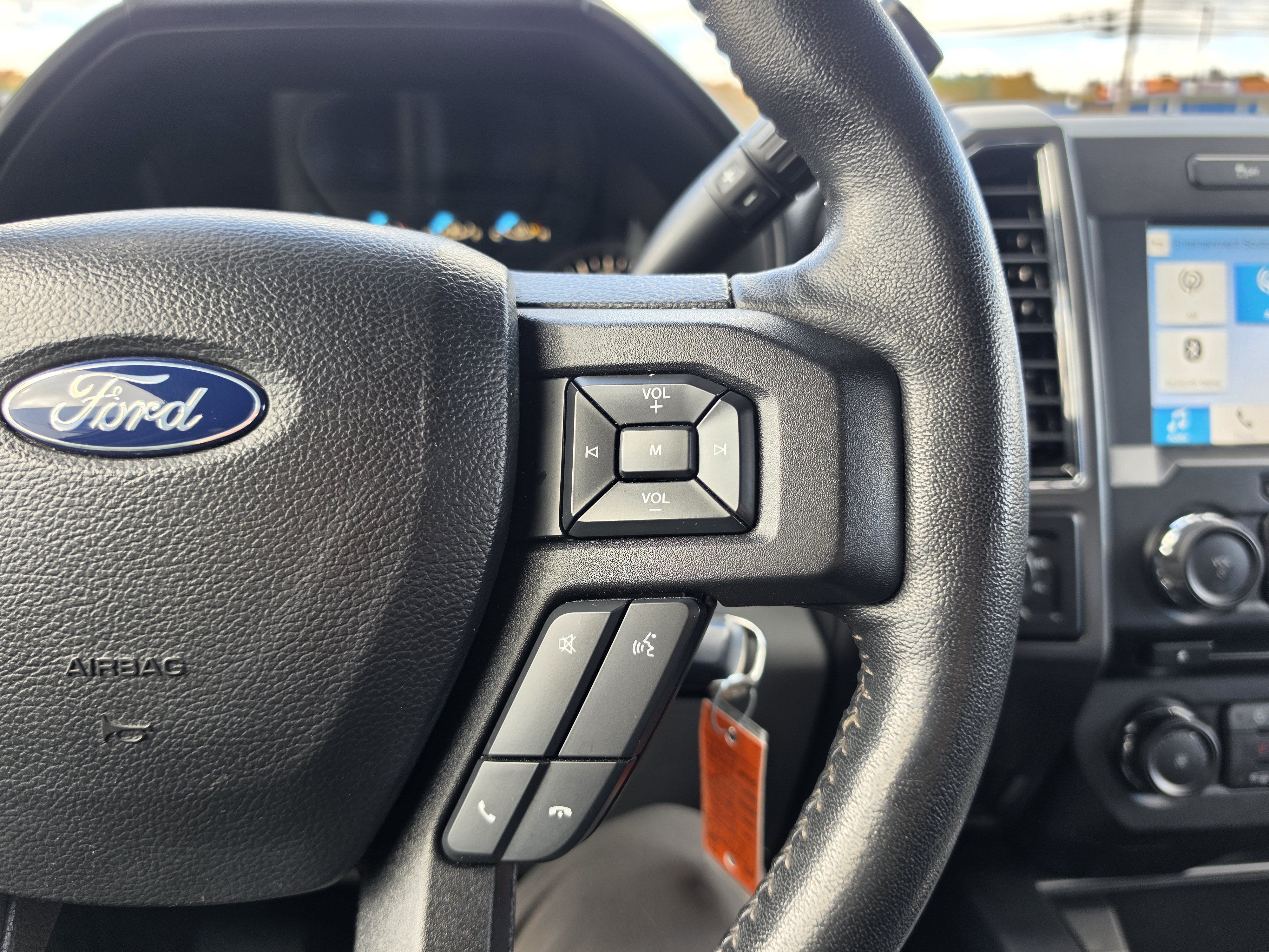 Used 2018 Ford F150 XLT w/ Equipment Group 302A Luxury AWD/4WD image 23