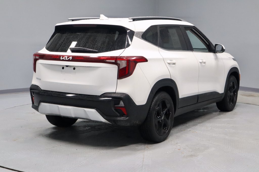 Used 2026 Kia Seltos EX w/ EX Sunroof Package FWD image 13