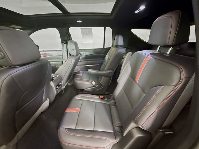 Used 2024 Chevrolet Traverse RS w/ LPO, Floor Liner Package image 27