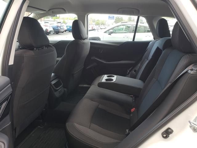 Certified 2025 Subaru Outback AWD/4WD image 12