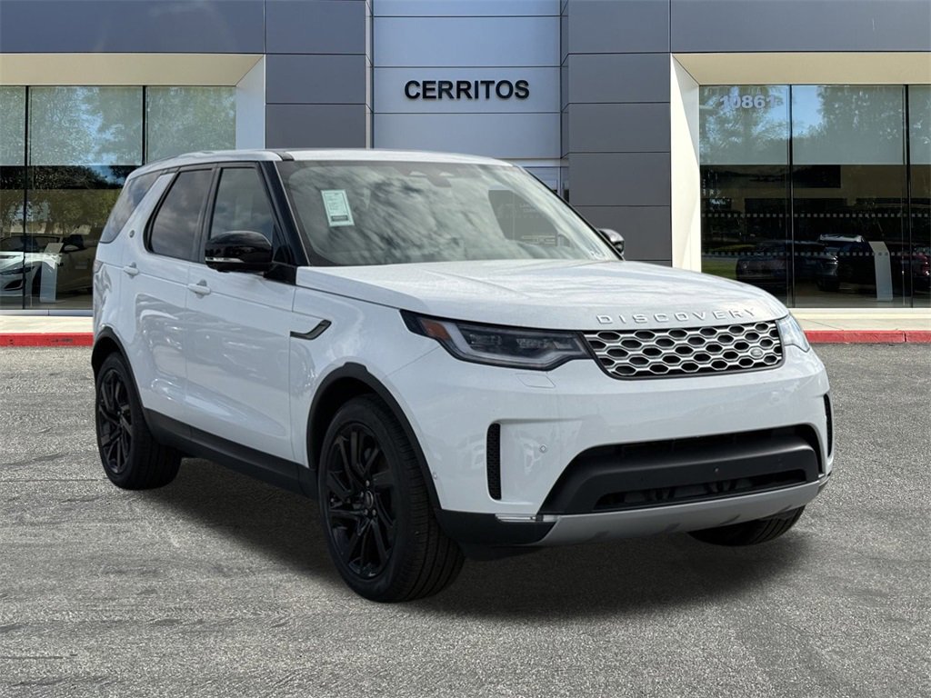 New 2025 Land Rover Discovery S image 4