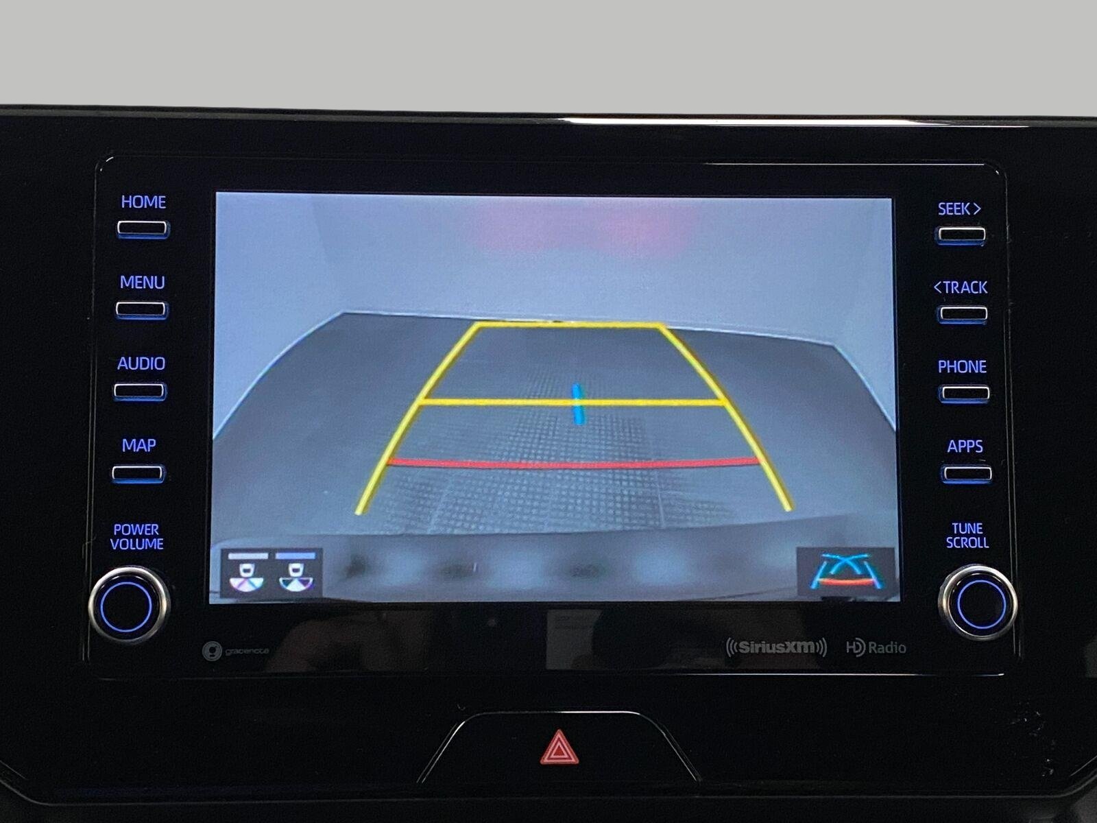Used 2022 Toyota Venza XLE AWD/4WD image 25