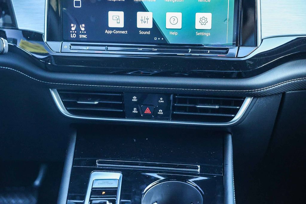 New 2026 Volkswagen Atlas Cross Sport SE image 23