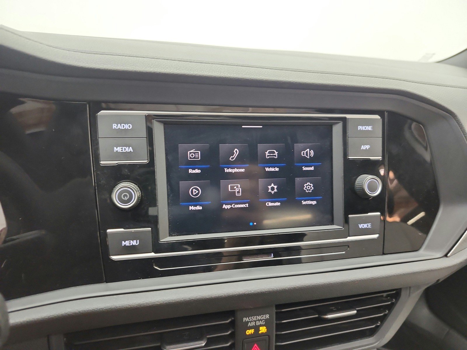 Used 2021 Volkswagen Jetta R-Line FWD image 9