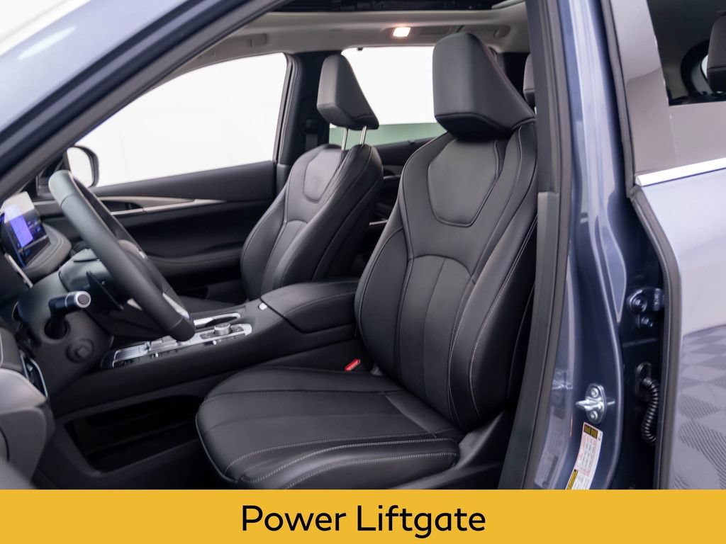 Certified 2026 INFINITI QX60 Luxe w/ Cargo Package AWD/4WD image 16