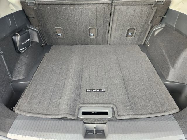 New 2026 Nissan Rogue SV w/ SV Premium Package image 21