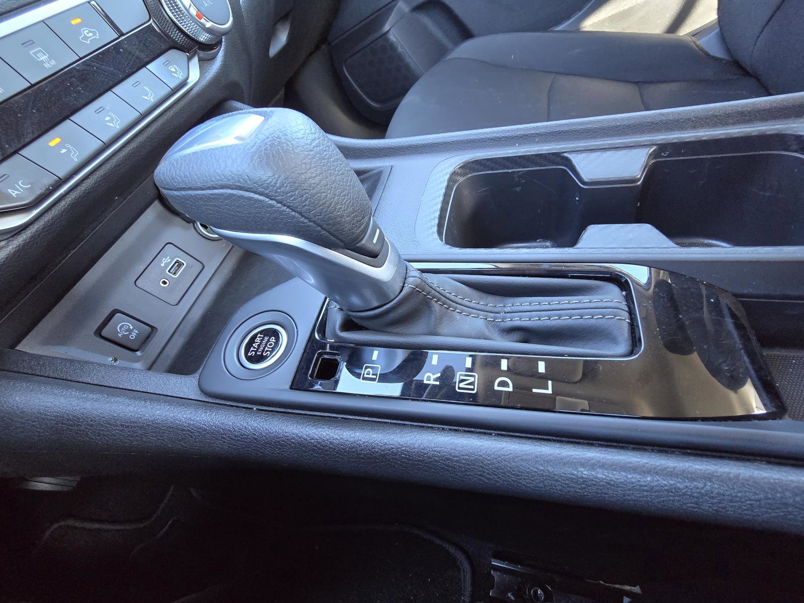 Used 2025 Nissan Sentra S w/ Lighting Package image 16