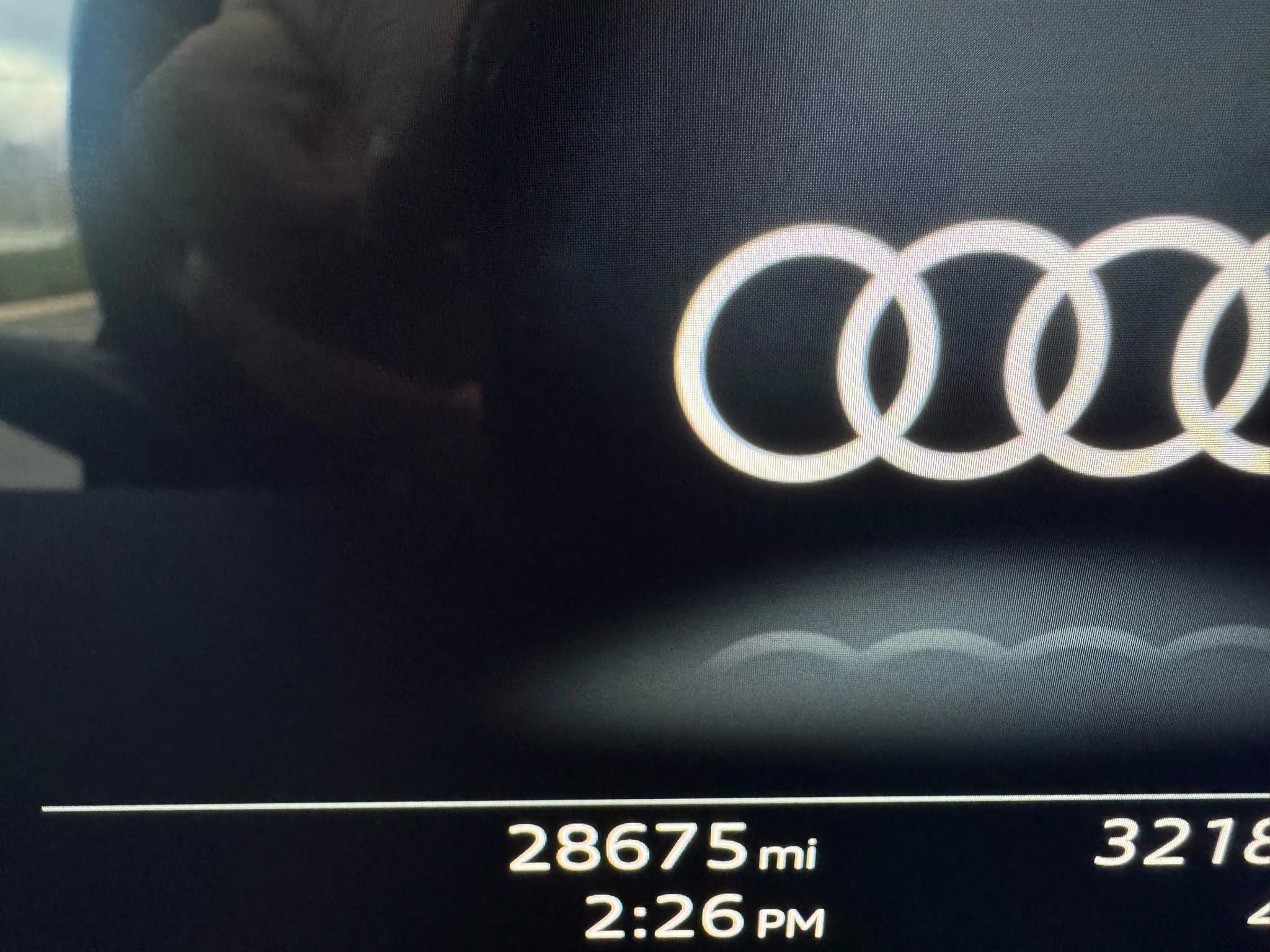 Used 2022 Audi e-tron Premium Plus w/ Premium Plus Package image 36