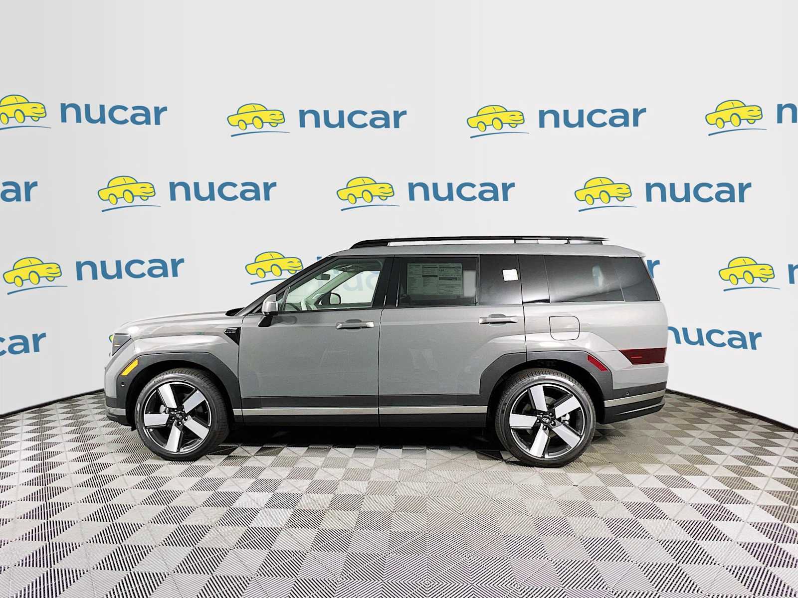 Used 2025 Hyundai Santa Fe Limited image 3