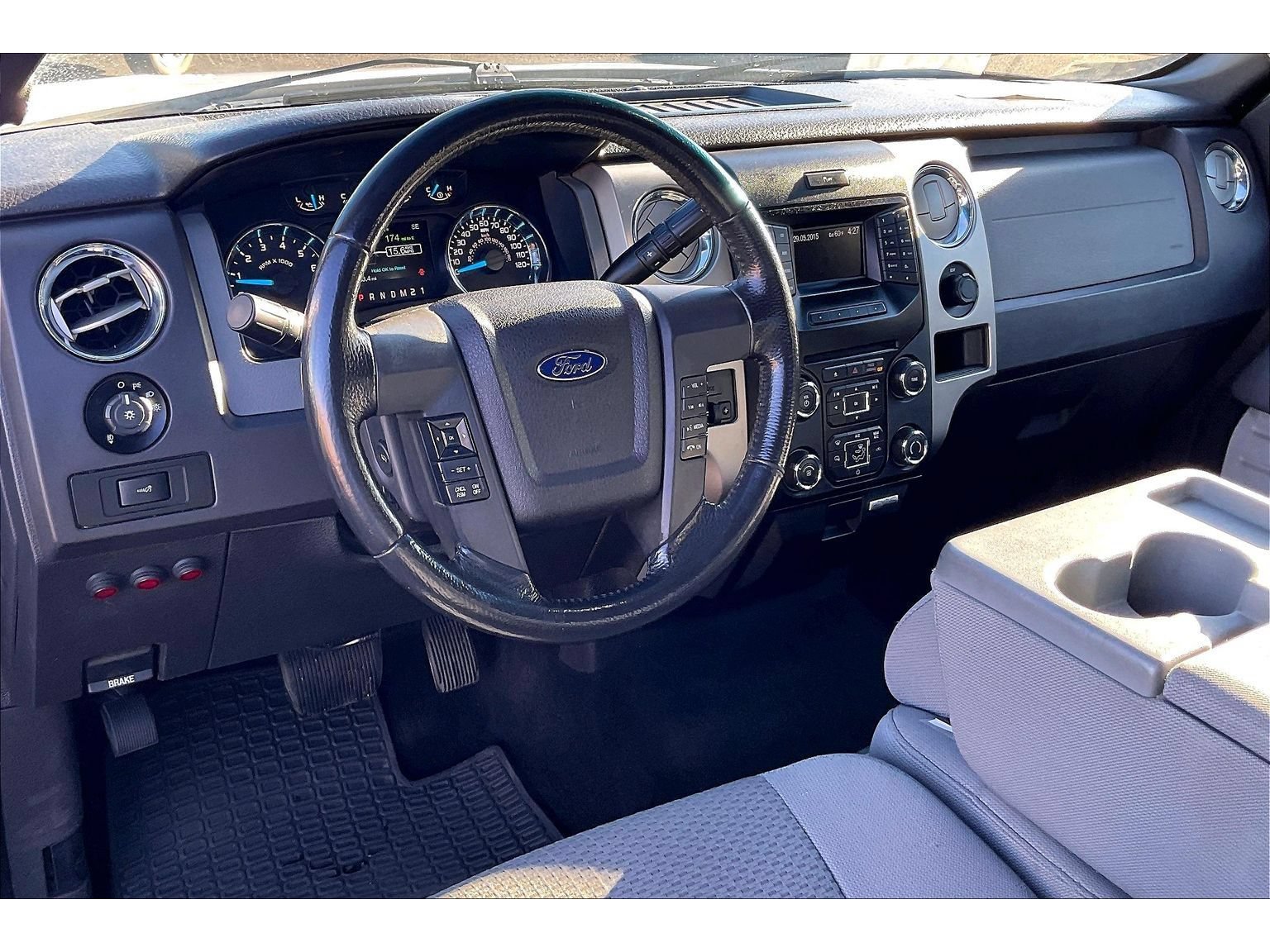 Used 2013 Ford F150 XLT w/ Luxury Equipment Group AWD/4WD image 14