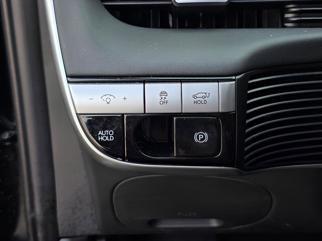 Certified 2024 Hyundai Ioniq 5 Limited image 25