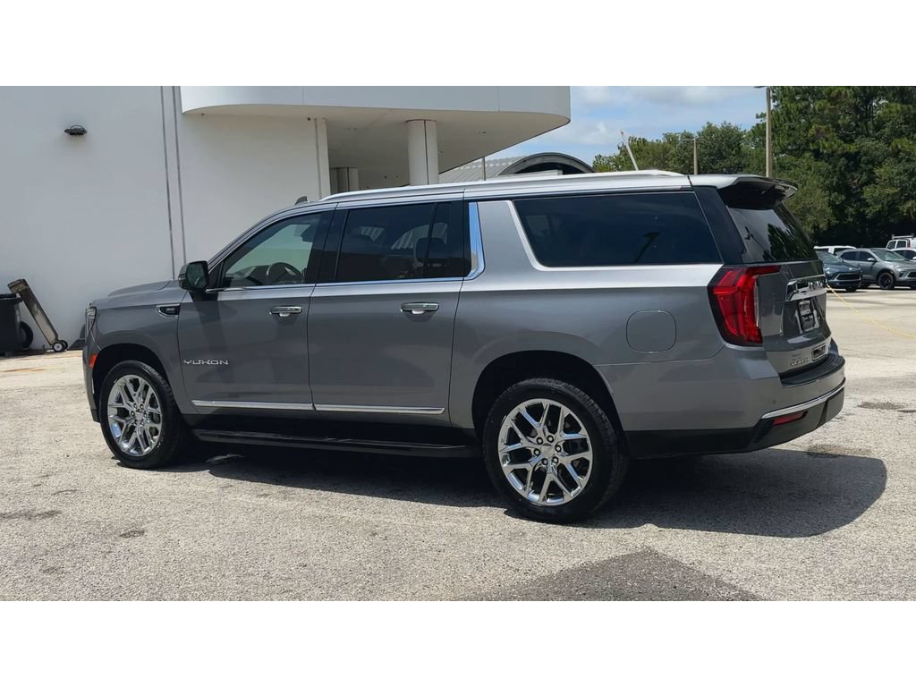 Certified 2022 GMC Yukon XL SLT w/ SLT Luxury Package RWD image 6