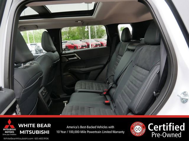 Used 2025 Mitsubishi Outlander SE AWD/4WD image 11