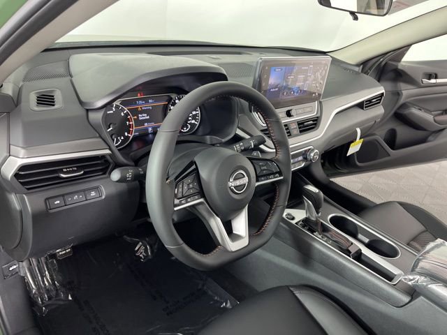 New 2026 Nissan Altima 2.5 SR w/ SR Midnight Edition Package FWD image 20