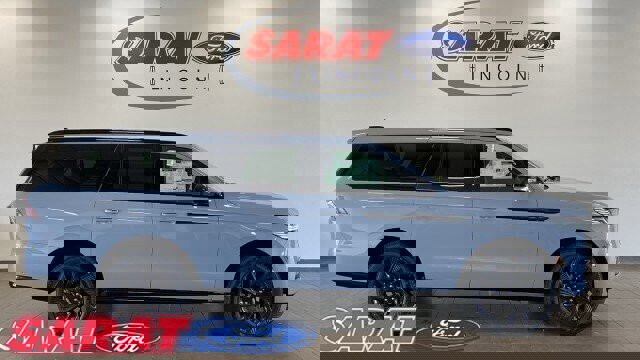 New 2025 Lincoln Navigator L Reserve w/ Jet Appearance Package