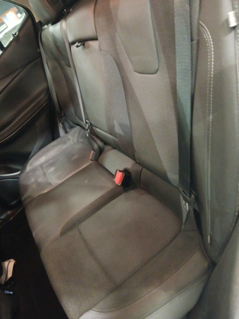 Used 2023 Buick Encore GX Select w/ Sport Touring Package FWD image 7