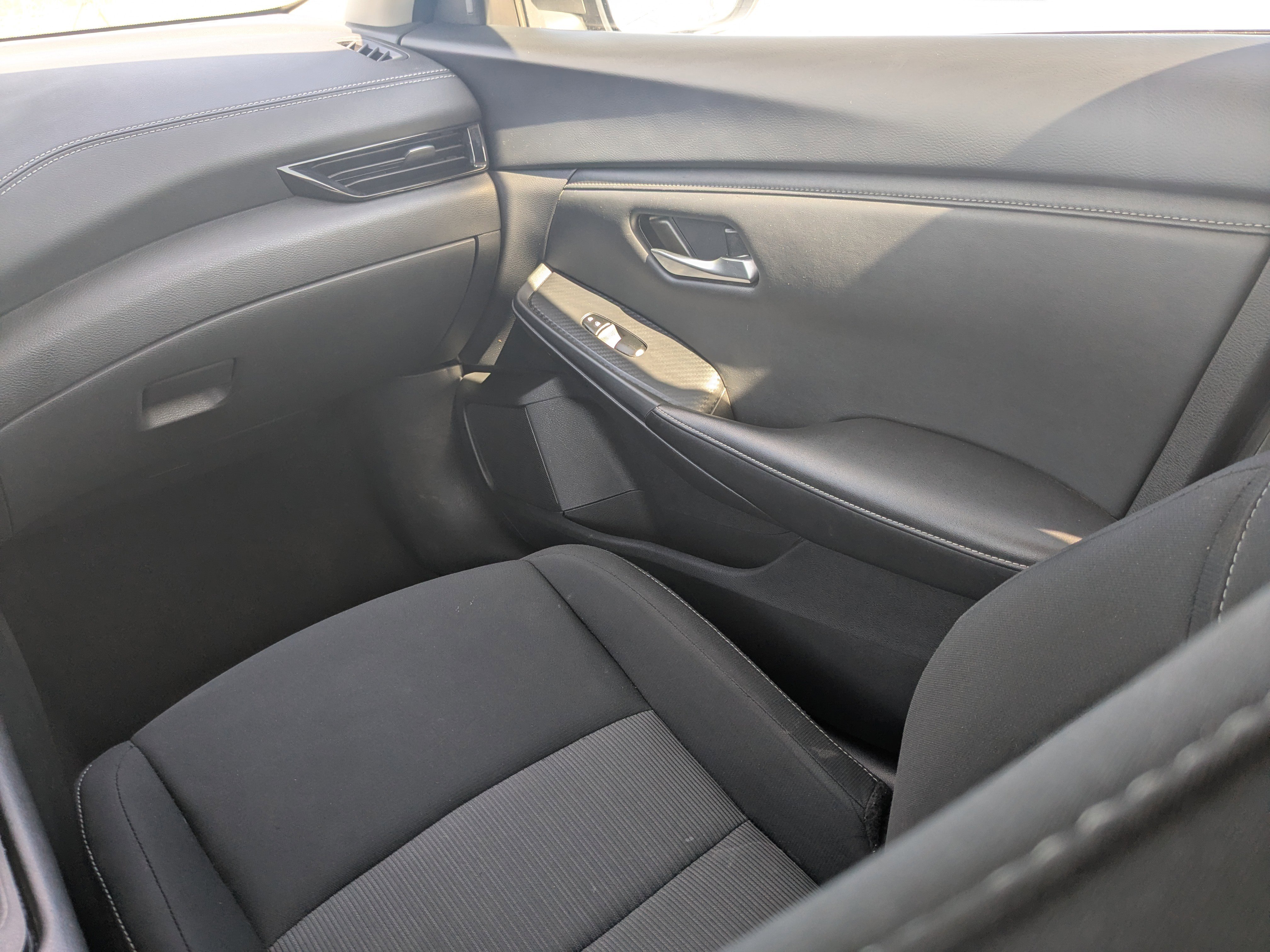 Used 2024 Nissan Sentra SV w/ All-Weather Package FWD image 19