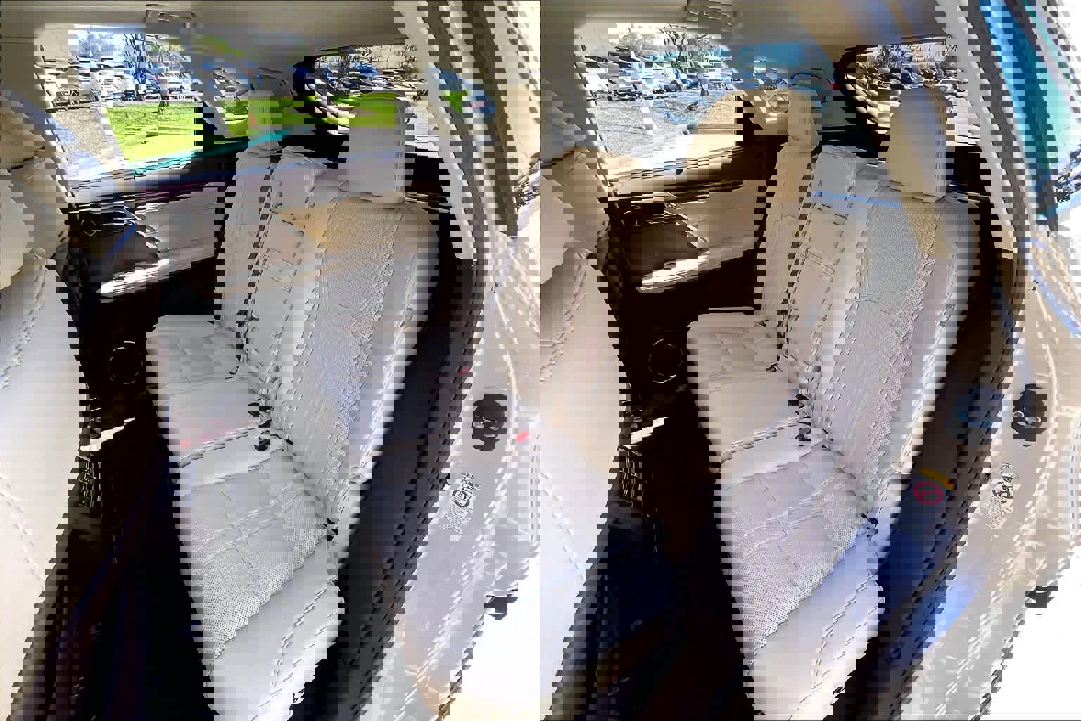 Used 2019 Lexus RX 350 FWD w/ Luxury Package image 18