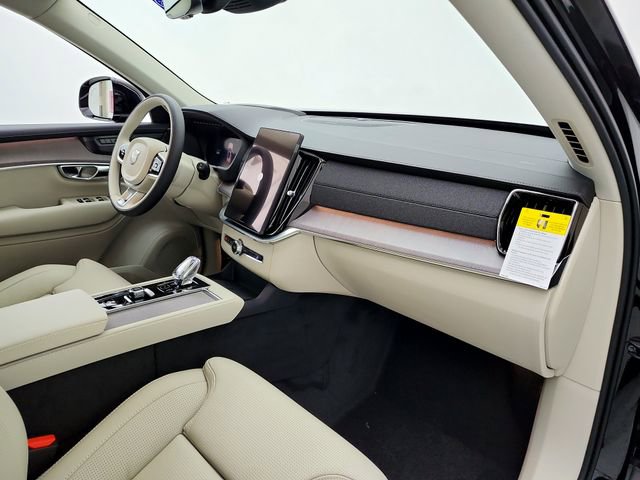 New 2026 Volvo XC90 T8 Ultra w/ Protection Package AWD/4WD image 17
