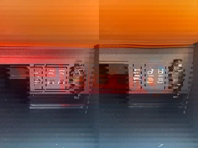 Used 2023 Toyota Highlander Platinum image 24