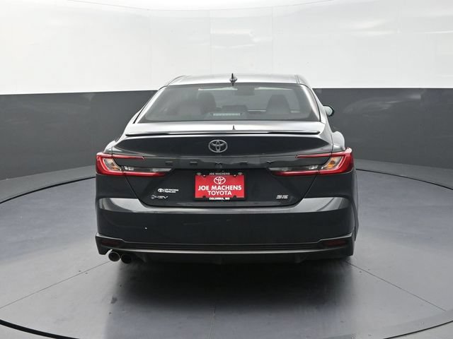 Used 2026 Toyota Camry SE FWD image 7