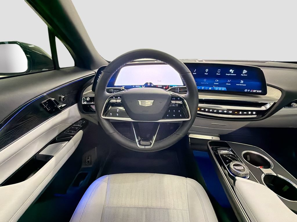 Used 2024 Cadillac Lyriq Sport RWD image 23