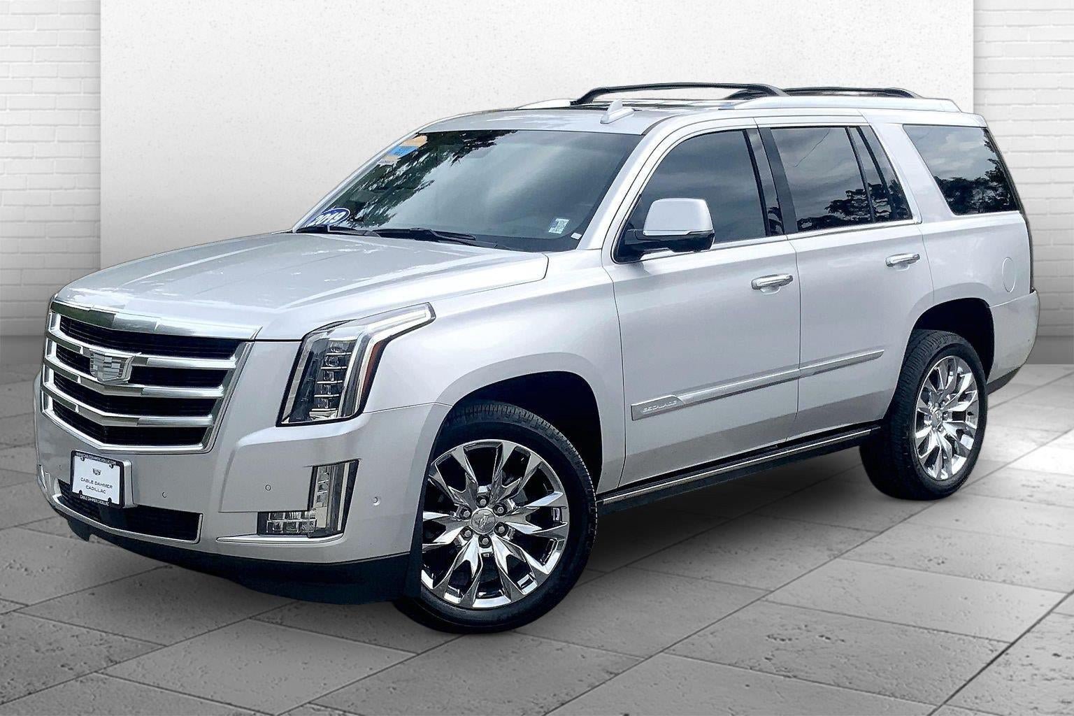 Used 2019 Cadillac Escalade Premium Luxury AWD/4WD image 13