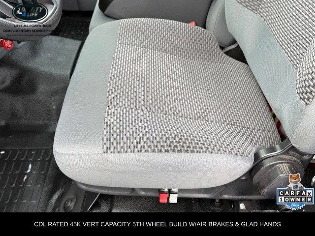 Used 2025 Ford F750 2WD Regular Cab Super Duty image 28