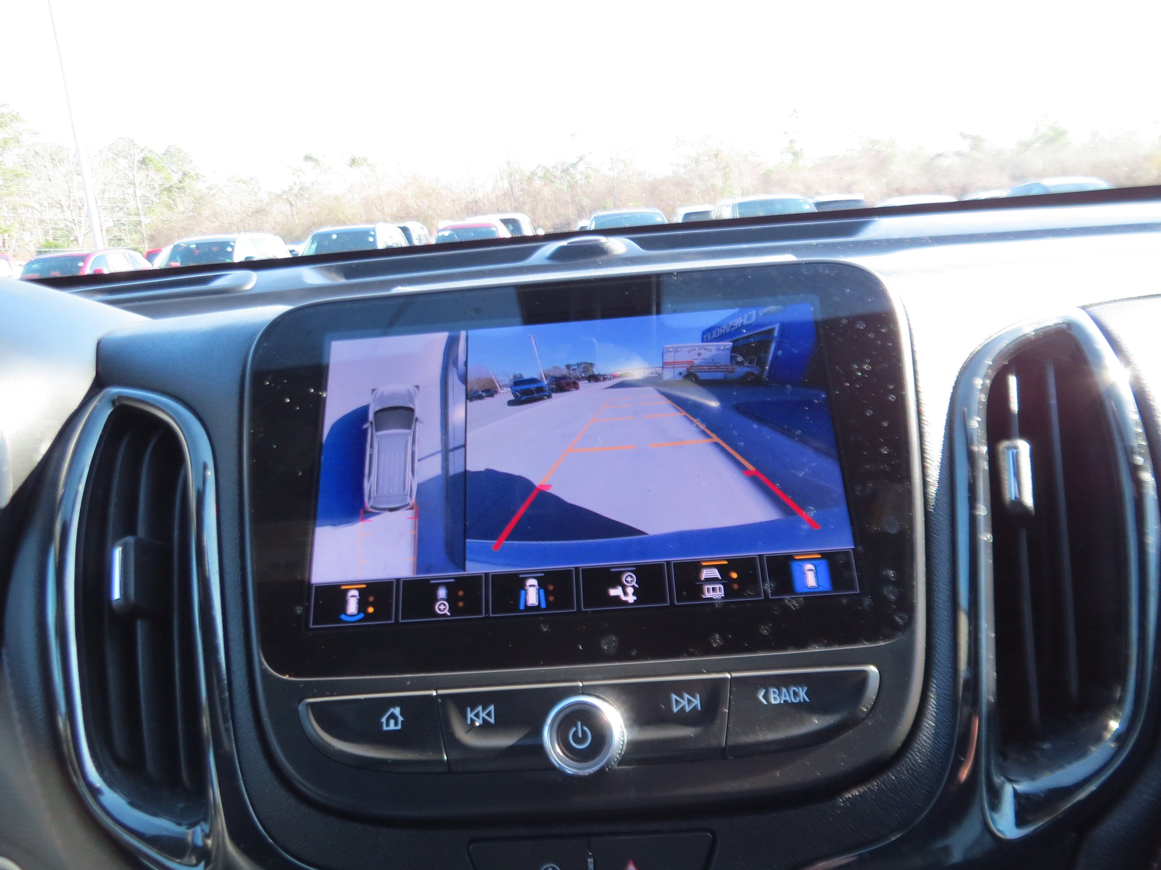 Used 2022 Chevrolet Equinox RS w/ RS Leather Package image 23