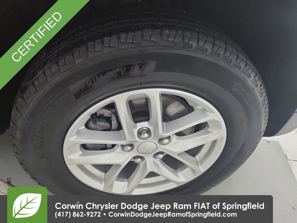 Certified 2023 Jeep Grand Cherokee L Laredo image 24