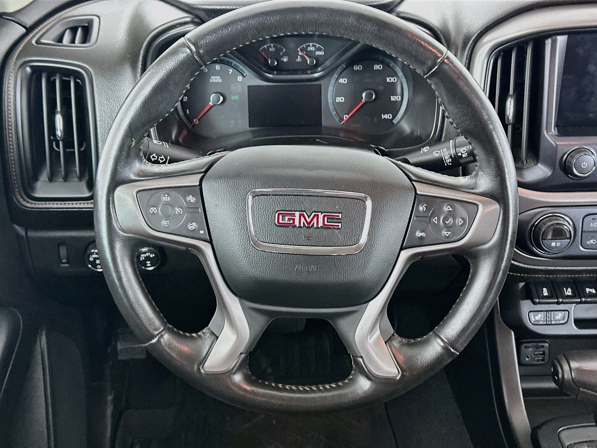 Used 2021 GMC Canyon AT4 w/ Driver Alert Package AWD/4WD image 18