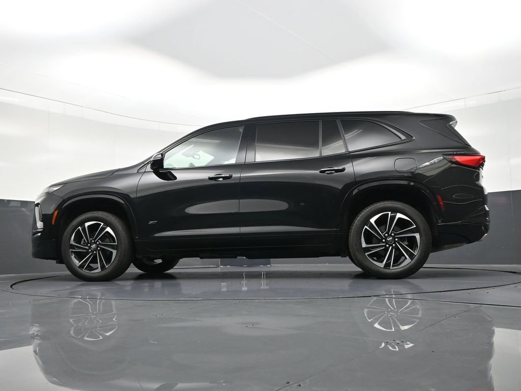 Used 2025 Buick Enclave Sport Touring w/ Power Package image 27
