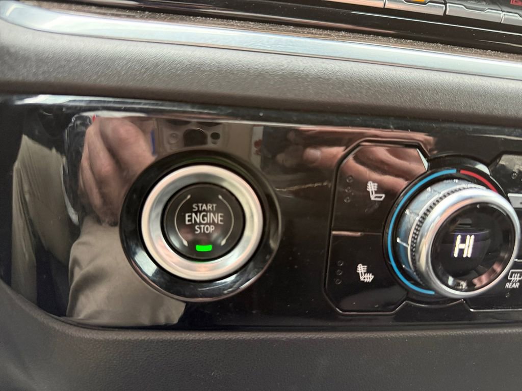 Used 2022 GMC Sierra 1500 Elevation image 29