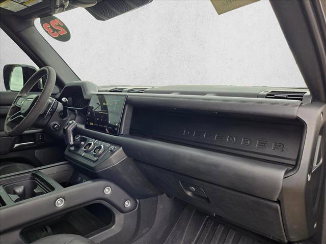 Certified 2023 Land Rover Defender 110 V8 image 21