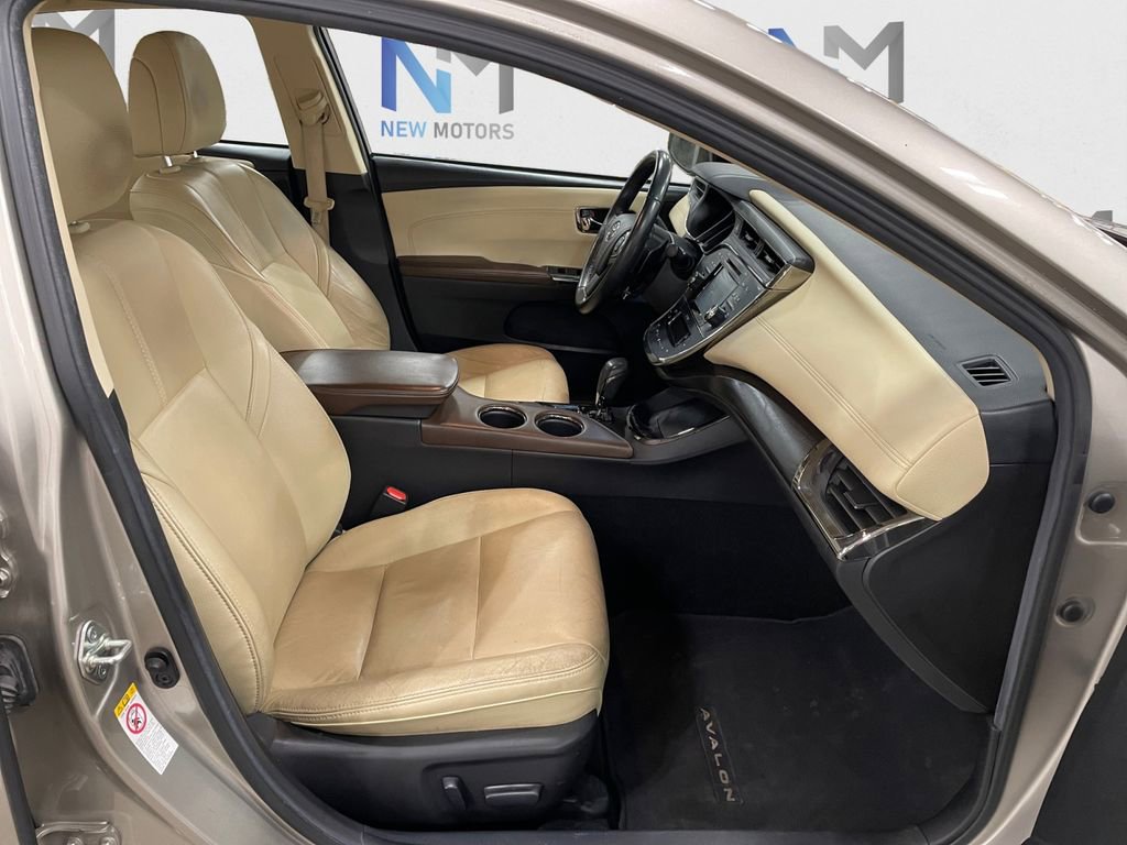 Used 2016 Toyota Avalon XLE Premium FWD image 15