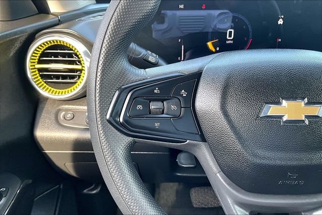 Used 2024 Chevrolet Trax LT FWD image 11