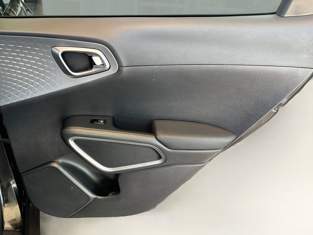 Used 2023 Kia Soul LX w/ Option Group 015 FWD image 26