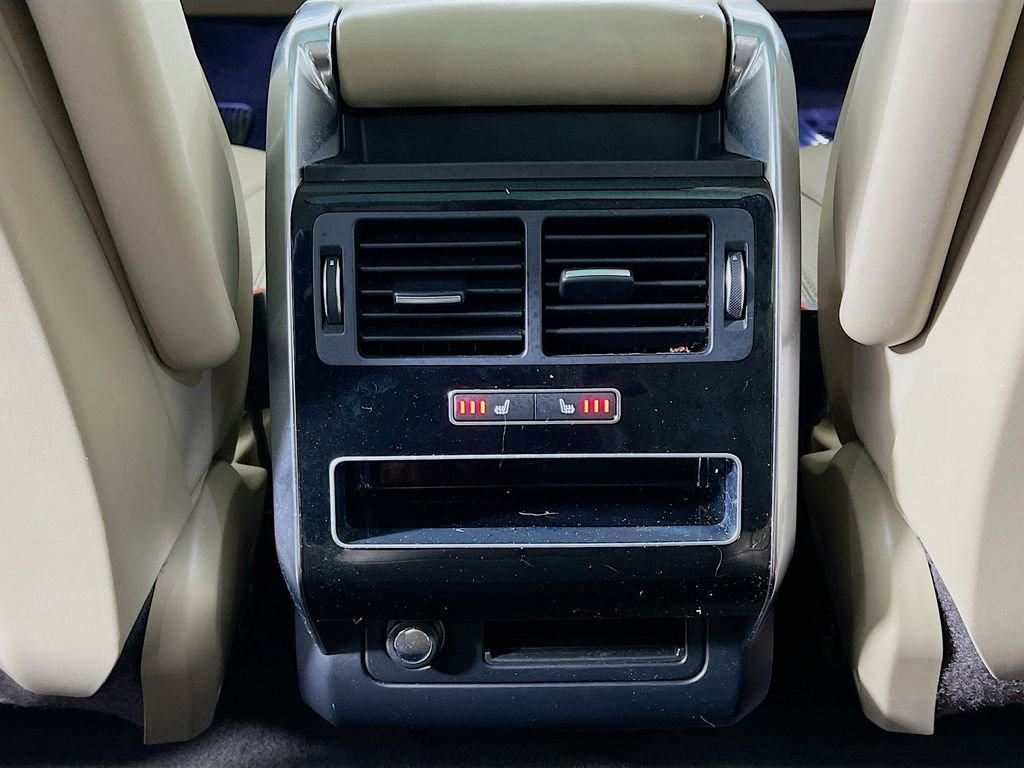 Used 2016 Land Rover Range Rover Sport HSE image 27