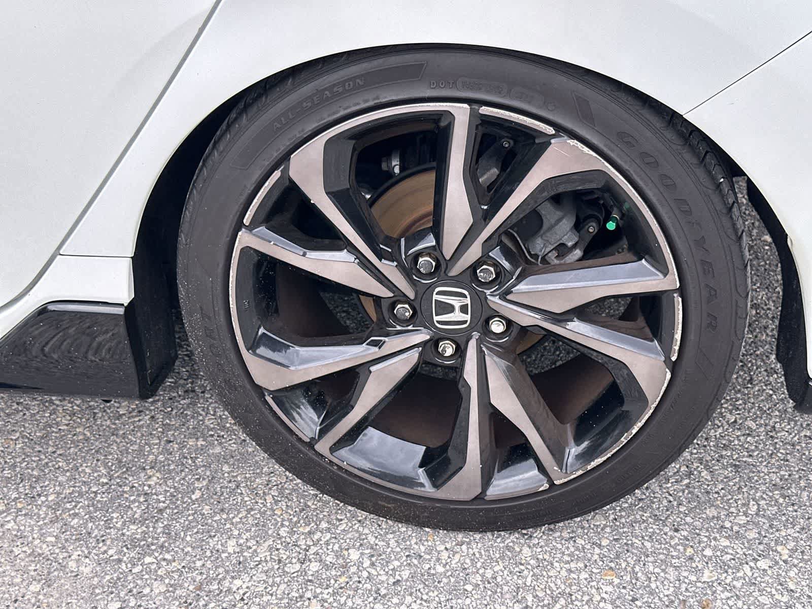 Used 2018 Honda Civic Sport image 12