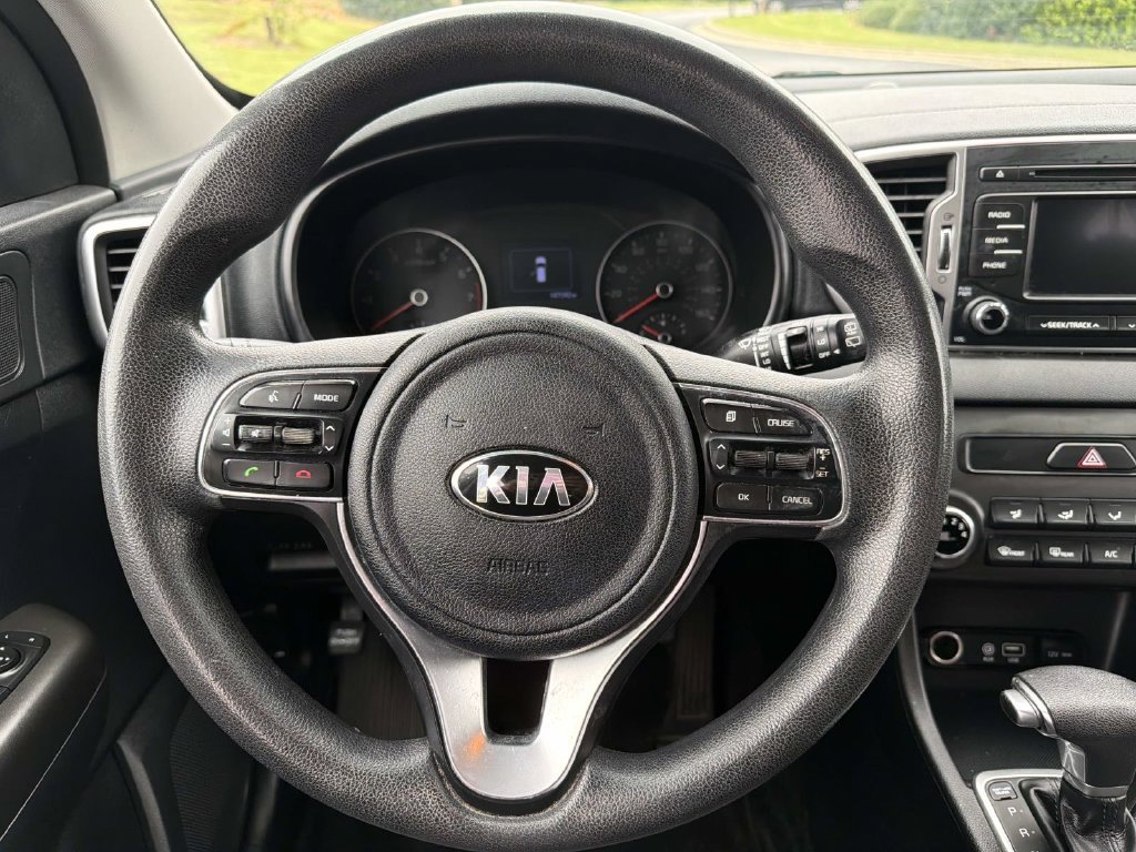 Used 2019 Kia Sportage LX FWD image 15