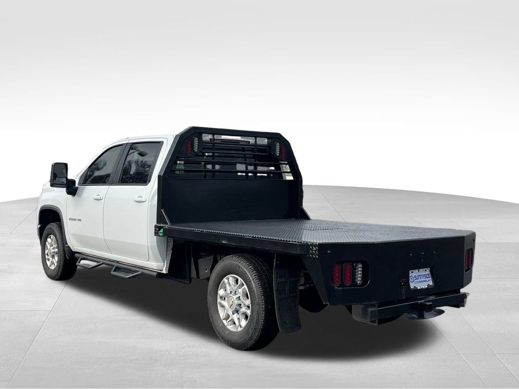 Used 2022 Chevrolet Silverado 2500 LT w/ Convenience Package image 4