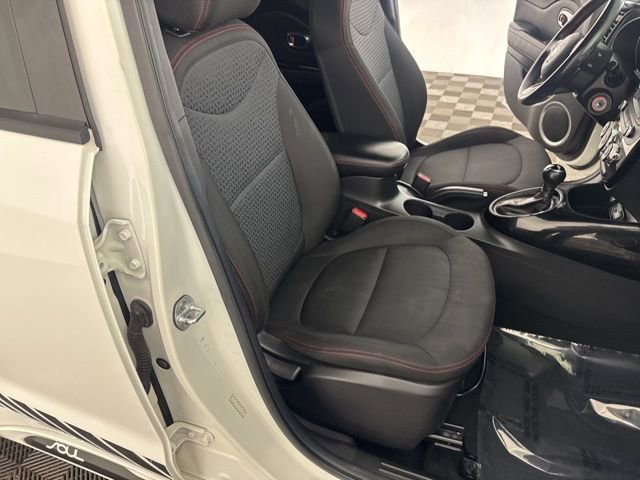 Used 2016 Kia Soul + w/ Soulful Package image 27