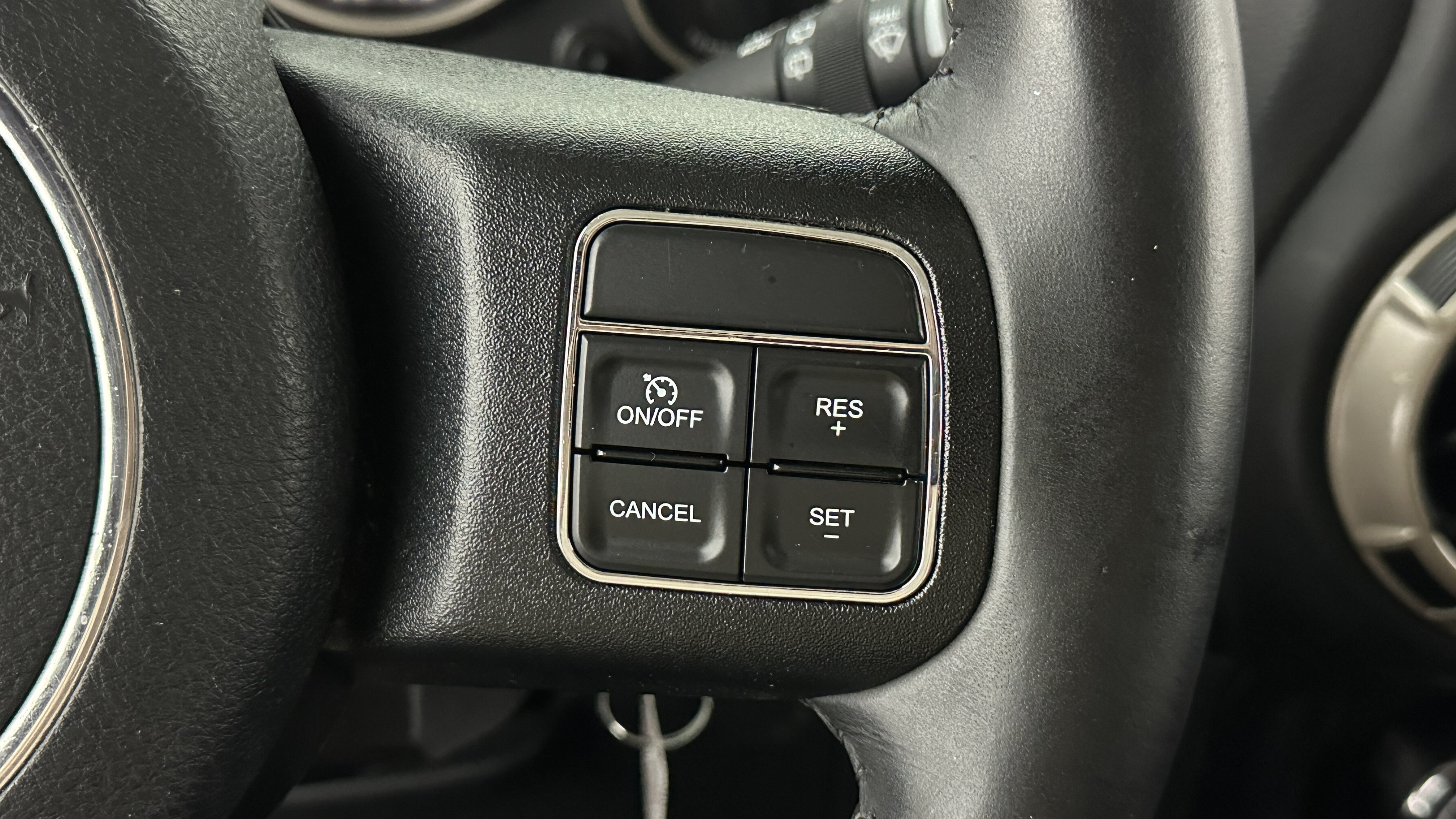Used 2016 Jeep Wrangler Sahara AWD/4WD image 22