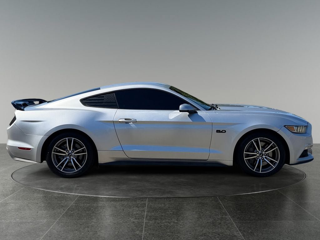 Used 2017 Ford Mustang GT Premium w/ Equipment Group 401A RWD image 10