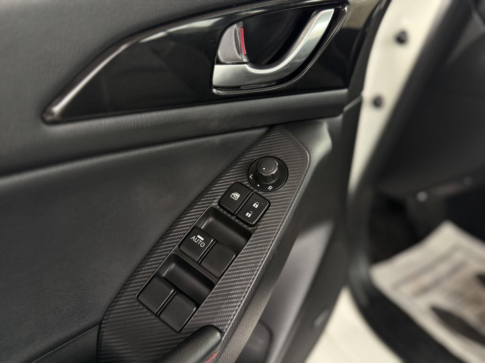 Used 2015 MAZDA MAZDA3 s Grand Touring image 14