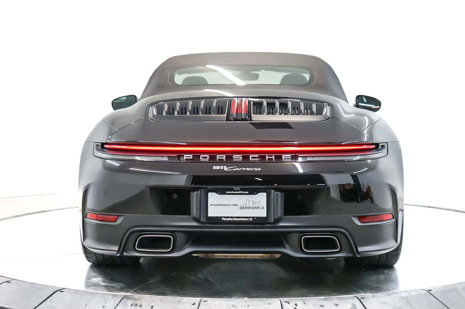 Certified 2025 Porsche 911 Carrera RWD image 10